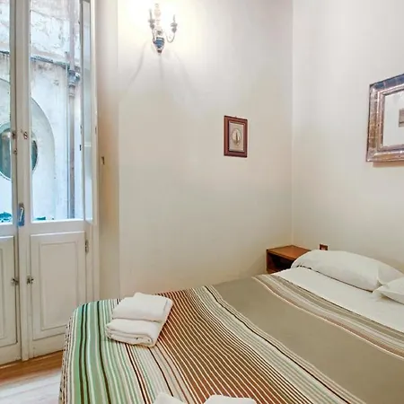 Suites & - Spagna Appartement